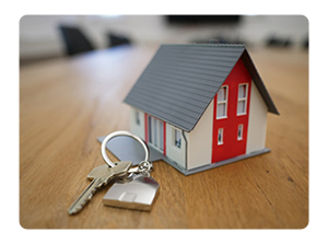 House mockup with keys